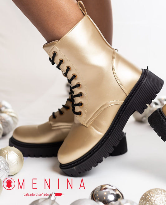 CHUNKY HEEL BOOT SKY