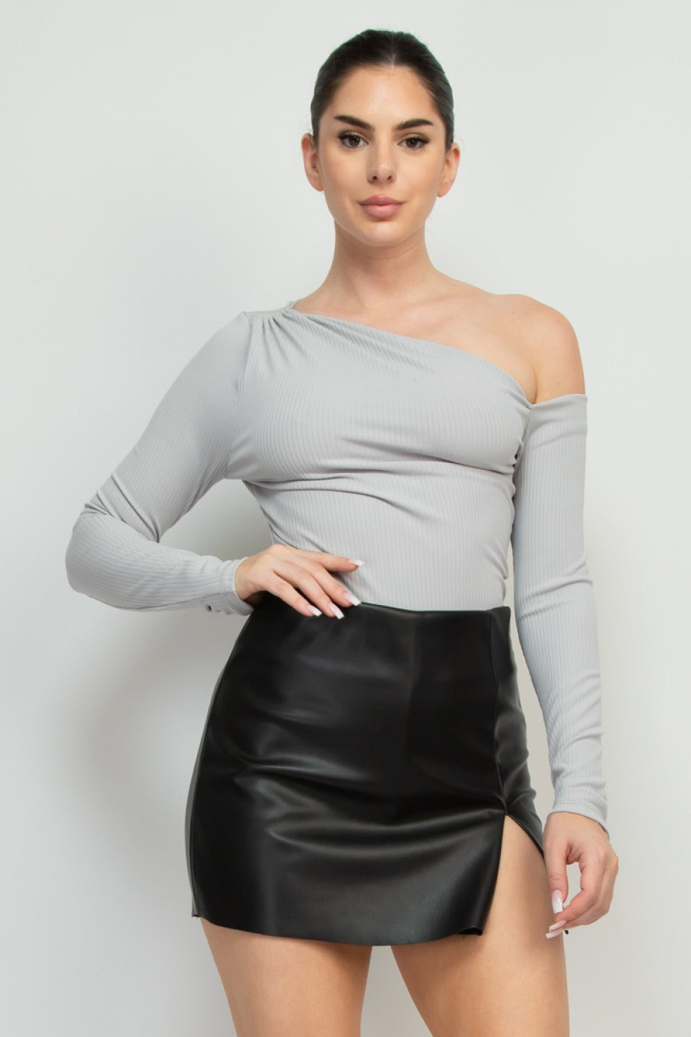 ASYMMETRICAL NECK BODYSUIT HMT56991