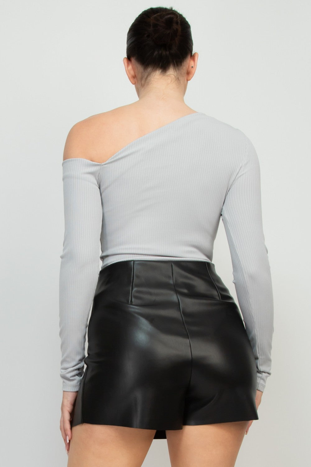 ASYMMETRICAL NECK BODYSUIT HMT56991